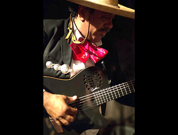 Mariachi Band Melbourne - Roving Mariachi Singers - Mexican Entertainers